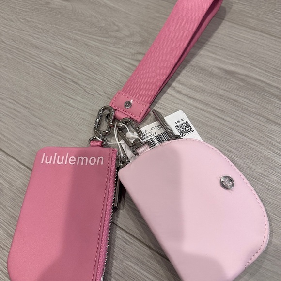 Lululemon dual pouch wristlet - Picture 1 of 3